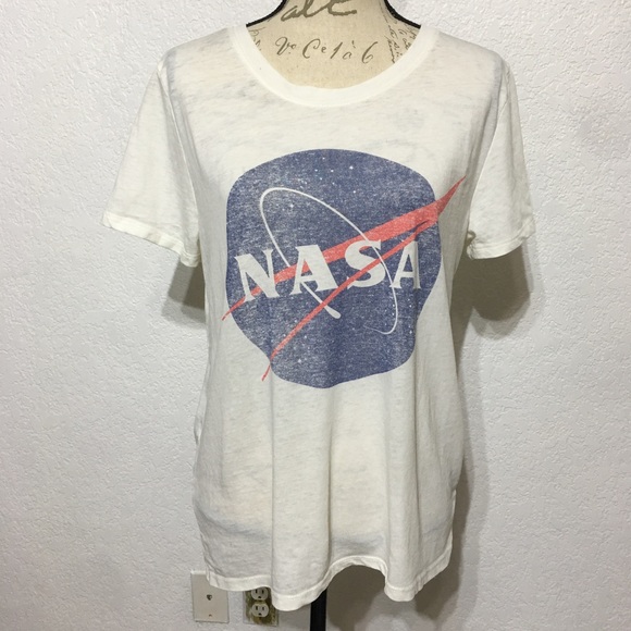 Zoe + Liv Tops - Zoe + Liv NASA Short Sleeve Graphic Print T-Shirt